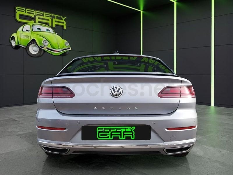 Usado VW Arteon R-line 190 CV (139 kW) 2020 Gris / plata Berlina