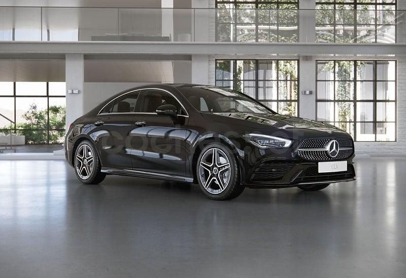 Usado Mercedes CLA200 AMG line 163 CV (119 kW) 2019 Kosmosblack  met. Berlina