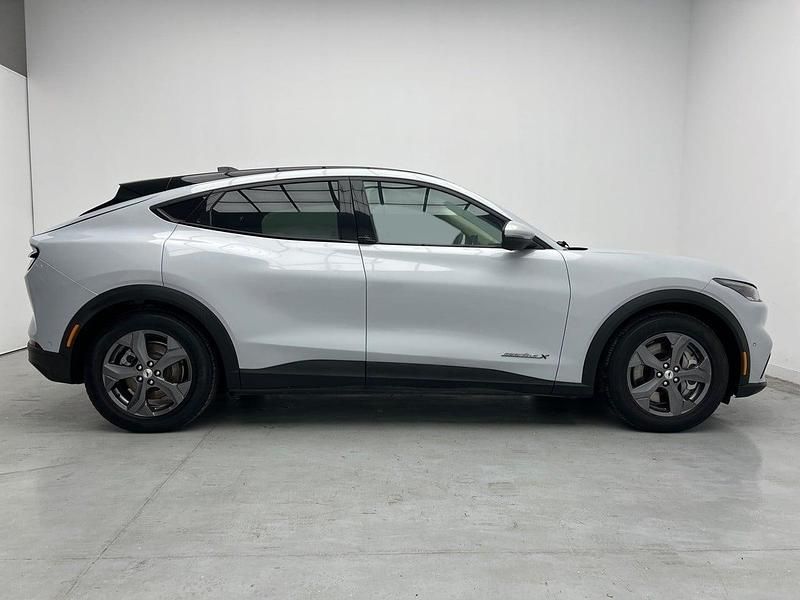 Usado Ford Mustang Mach-E Extended Range 216 kW (294 CV) 2021 Blanco SUV