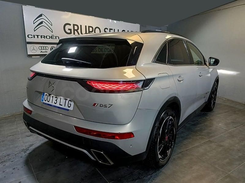 Usado DS Automobiles DS7 Crossback Performance 225 CV (165 kW) 2021 Gris / plata SUV