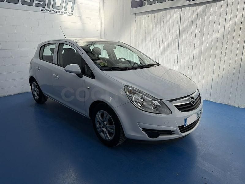 Usado Opel Corsa 75 CV (55 kW) 2009 Blanco Utilitario