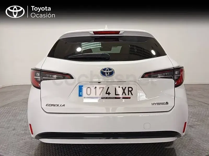 Usado Toyota Corolla Active 122 CV (89 kW) 2022 Blanco Familiar