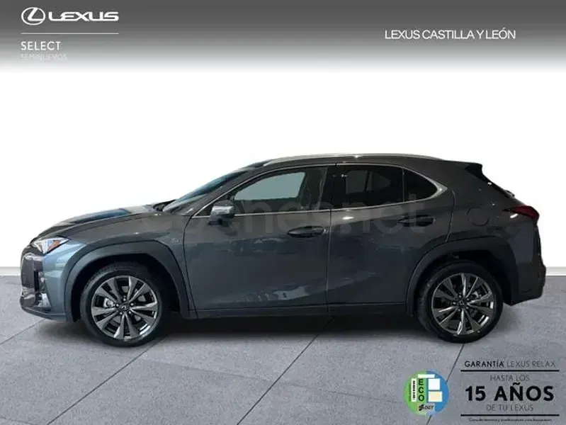 Usado Lexus UX Sport Line 199 CV (146 kW) 2025 Gris / plata SUV