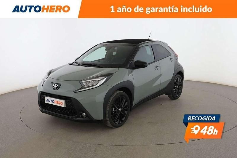 Verde Usado 2024 Toyota Aygo Utilitario | 17.523 € (Precio justo) - Imagen 1/3