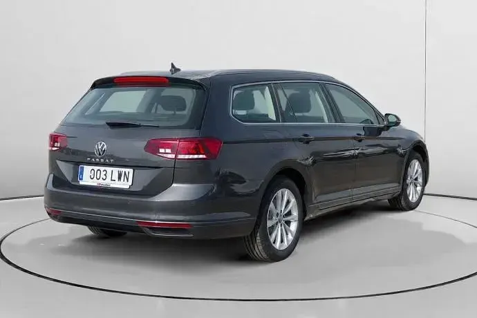 Usado VW Passat Business 122 CV (89 kW) 2022 Familiar