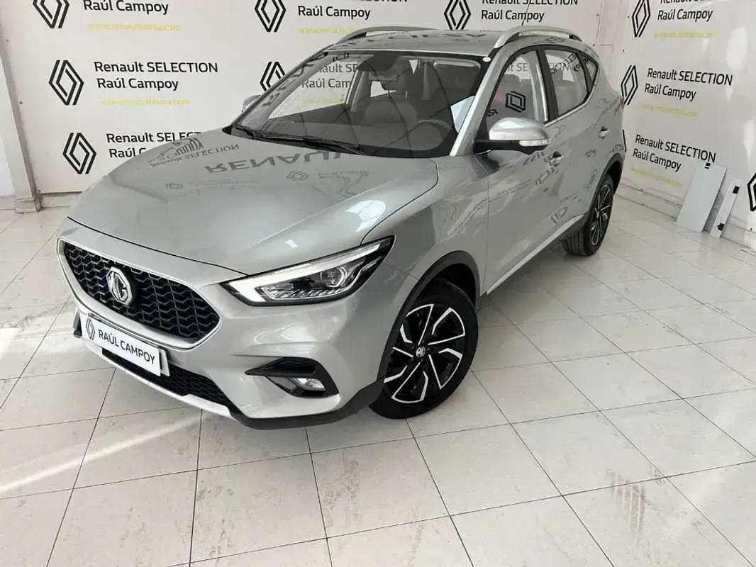 Usado MG ZS Comfort 106 CV (77 kW) 2023 Gris SUV
