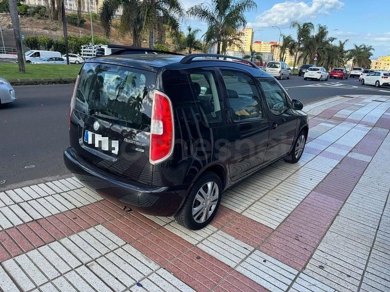 Usado Skoda Roomster Style 105 CV (77 kW) 2007 Negro Monovolumen