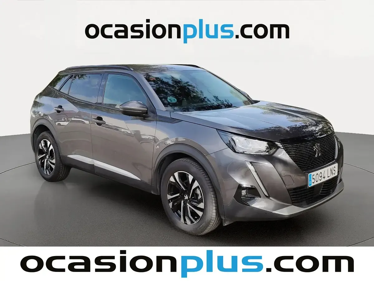 Usado Peugeot 2008 Allure 110 CV (80 kW) 2021 Gris SUV