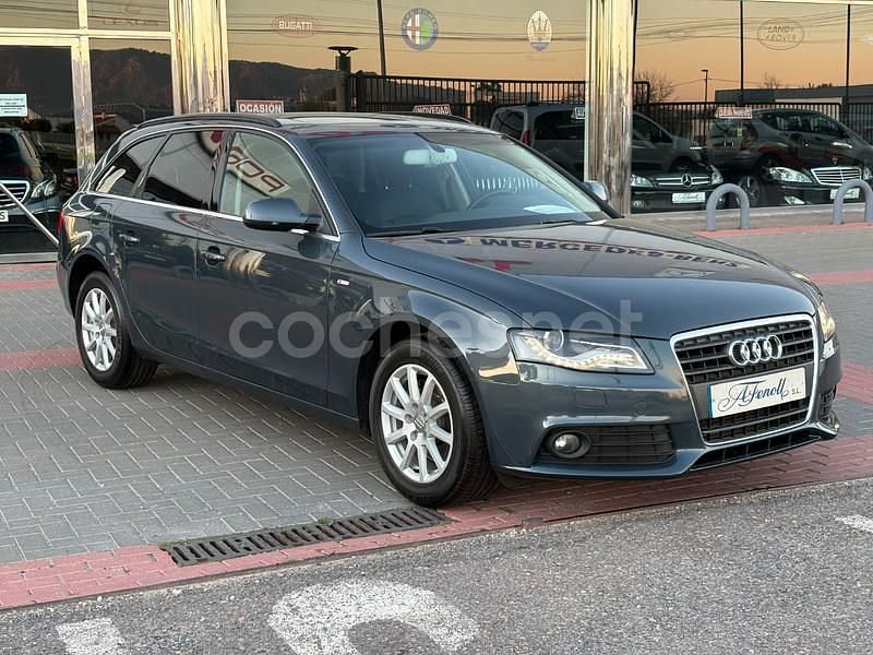 Usado Audi A4 Business 143 CV (105 kW) 2010 Gris Familiar