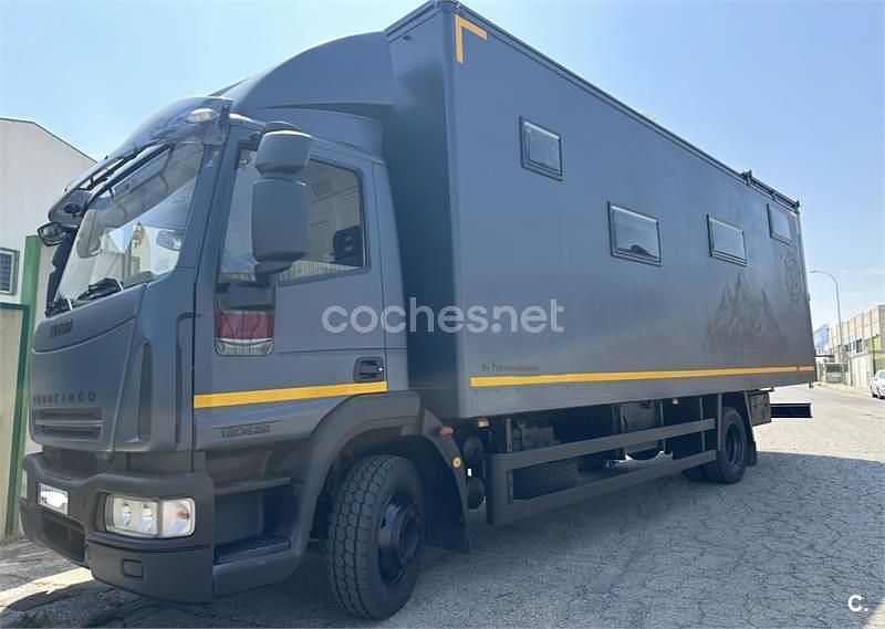 Azul Usado 2010 Iveco Massif SUV | 85.000 € - Imagen 1/4