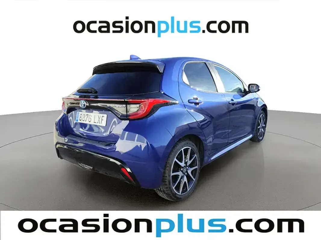Usado Toyota Yaris Style 116 CV (85 kW) 2022 Azul Utilitario