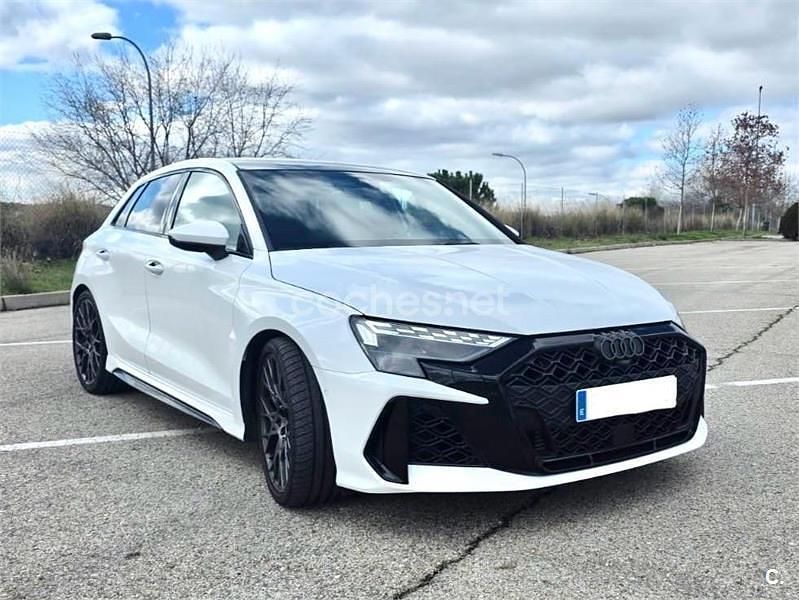 Usado Audi RS3 Sport 400 CV (294 kW) 2025 Blanco Berlina