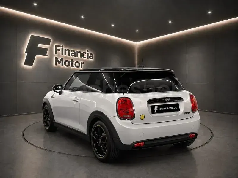 Usado Mini Cooper SE 135 kW (184 CV) 2021 Eléctrico Utilitario