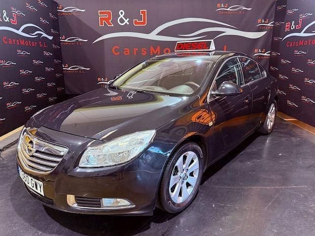 Negro Usado 2010 Opel Insignia Edition Berlina | 5990 € (Precio justo) - Imagen 1/4