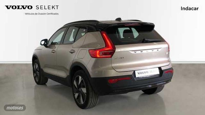 Usado Volvo XC40 Plus 185 kW (252 CV) 2023 Gris SUV