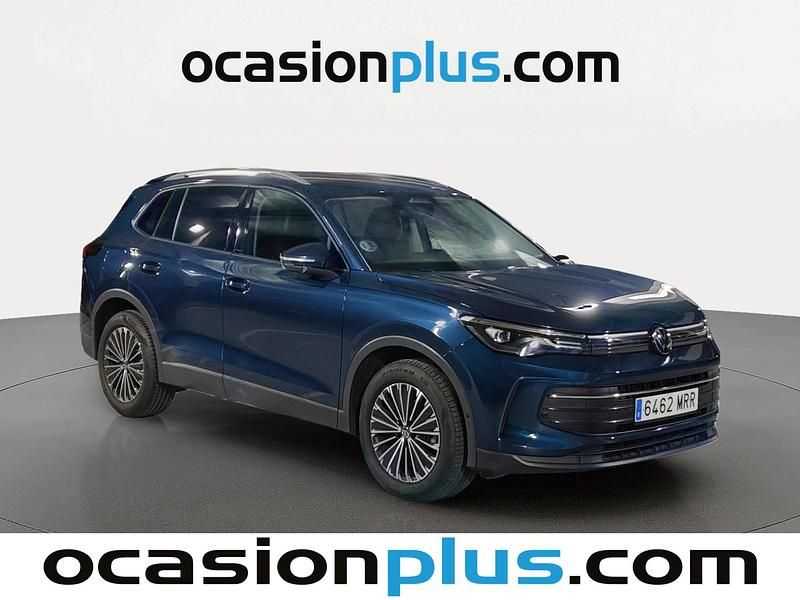 Usado VW Tiguan Life 150 HP (110 kW) 2024 Azul SUV