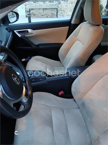 Usado Lexus CT200h 136 CV (100 kW) 2012 Negro Berlina