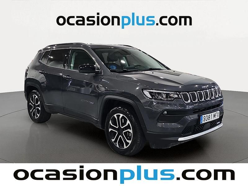 Usado Jeep Compass Limited 190 CV (139 kW) 2023 Gris SUV