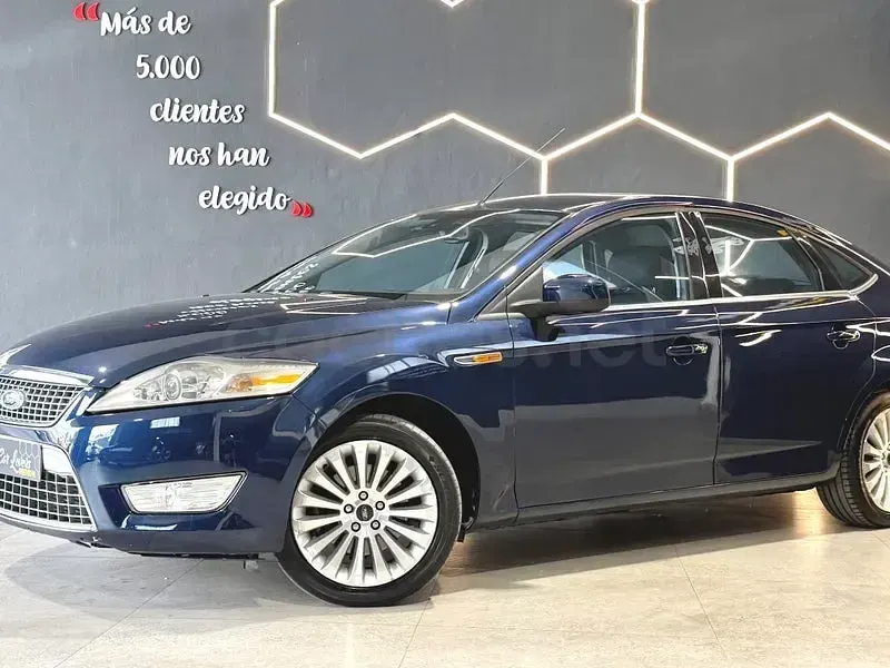 Usado Ford Mondeo Titanium 140 CV (102 kW) 2009 Azul Berlina