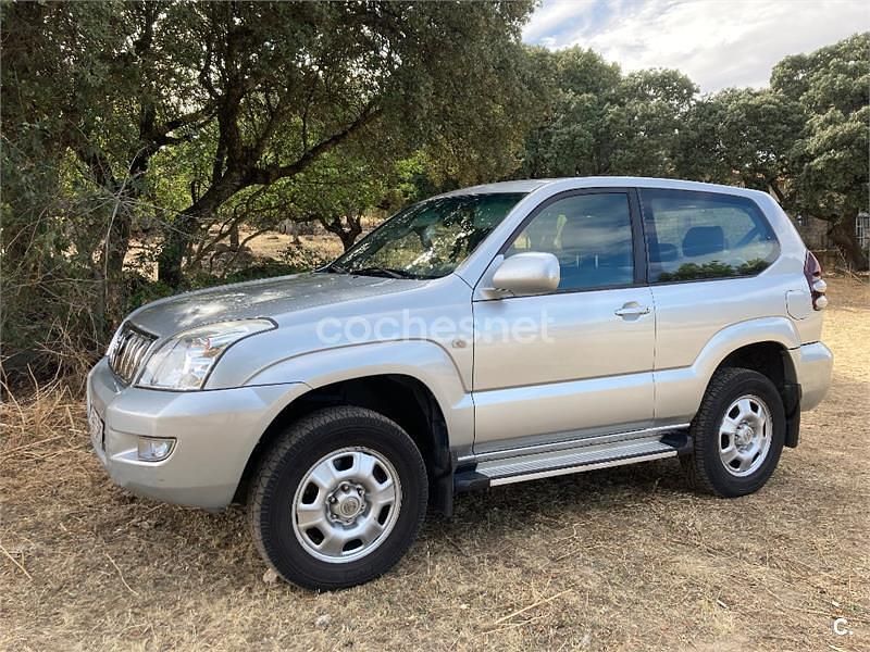 Usado Toyota Land Cruiser 163 CV (119 kW) 2005 Gris / plata SUV