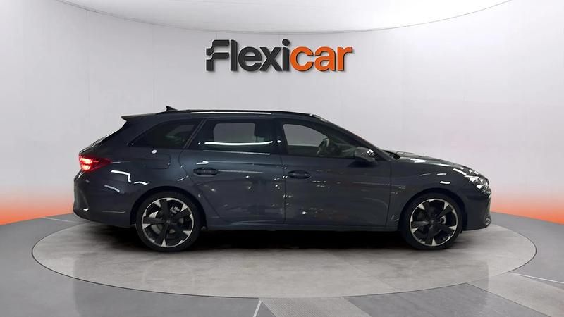 Usado Cupra Leon 150 CV (110 kW) 2025 Gris Familiar