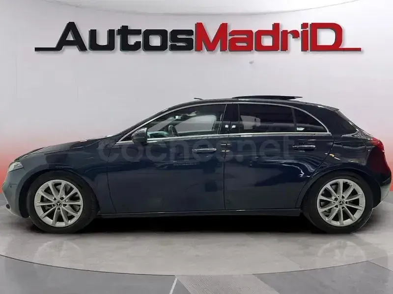 Usado Mercedes A250 224 CV (164 kW) 2020 Azul Berlina