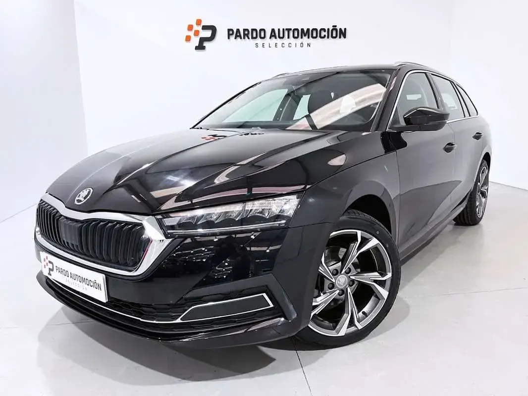Usado Skoda Octavia Ambition 150 CV (110 kW) 2024 Negro Familiar