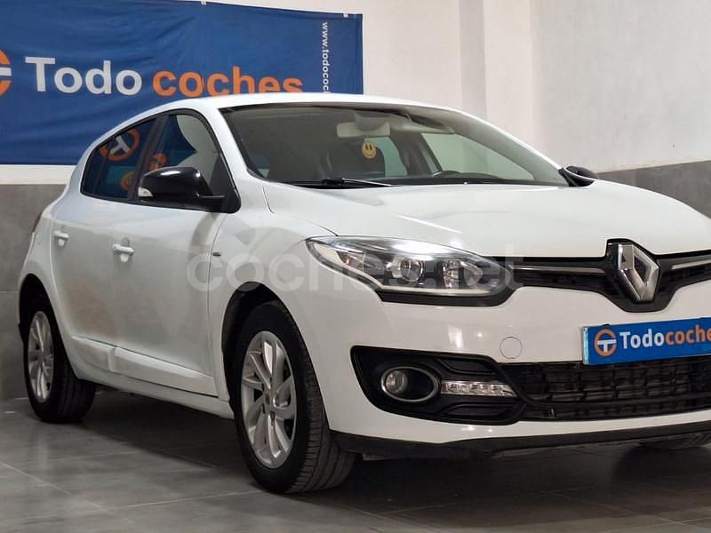 Usado Renault Mégane III Bose Edition 110 CV (80 kW) 2014 Blanco Berlina
