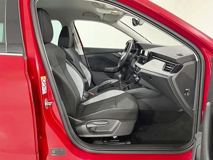 Usado Skoda Kamiq Selection 95 CV (69 kW) 2024 Rojo SUV