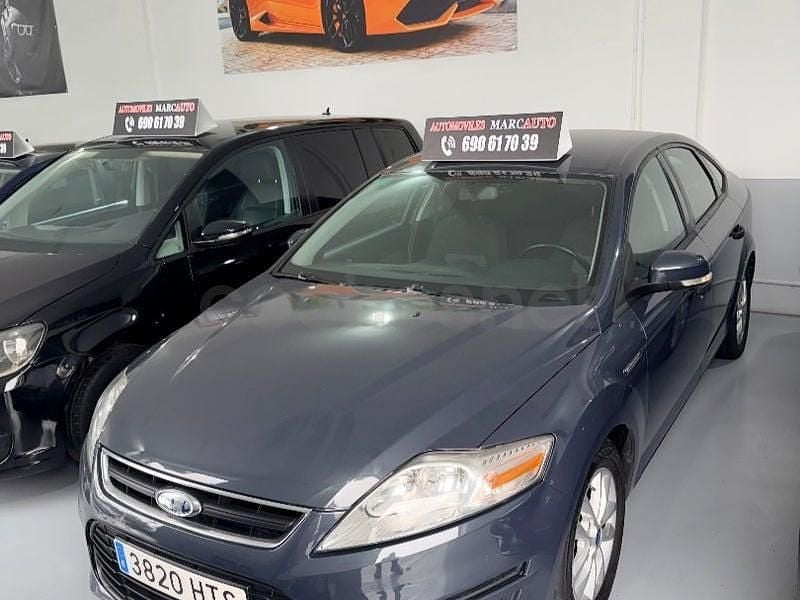 Gris / plata Usado 2013 Ford Mondeo Berlina | 5900 € (Super precio) - Imagen 1/4