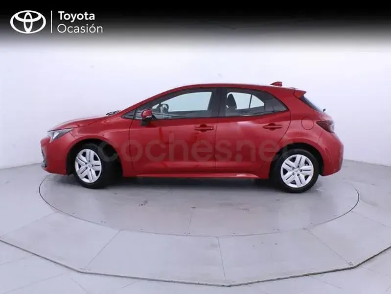 Usado Toyota Corolla Business Edition 140 CV (102 kW) 2023 Rojo Berlina