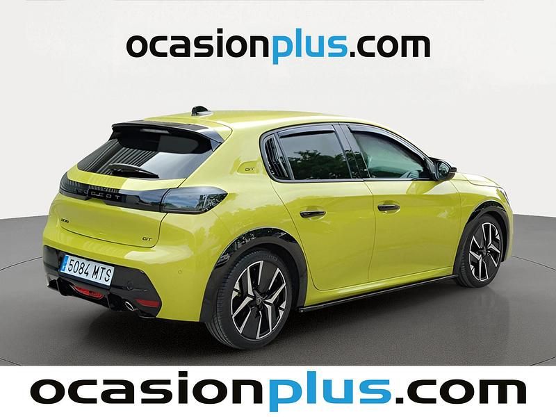 Usado Peugeot 208 GT 100 CV (73 kW) 2024 Amarillo Utilitario