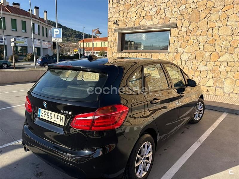 Usado BMW 216 Active Tourer 116 CV (85 kW) 2020 Negro Monovolumen