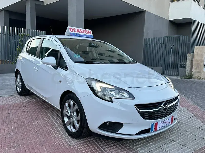 Usado Opel Corsa Selective 95 CV (69 kW) 2016 Blanco Utilitario