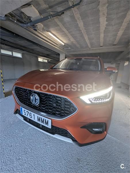 Usado MG ZS Luxury 106 CV (77 kW) 2023 Naranja SUV