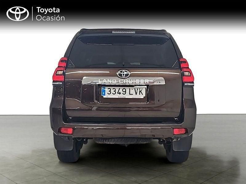 Usado Toyota Land Cruiser 204 CV (150 kW) 2021 Marrón Utilitario