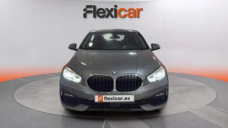 Usado BMW 118 136 CV (100 kW) 2023 Gris Utilitario