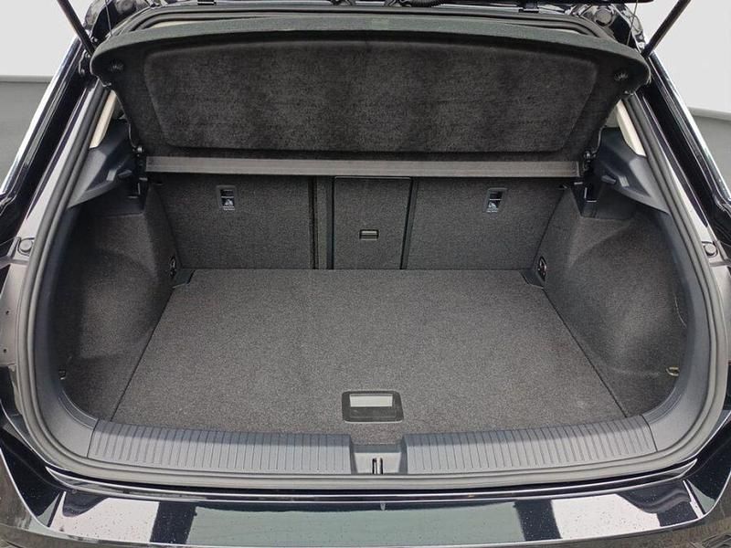 Usado VW T-Roc Advance 110 CV (80 kW) 2021 Negro SUV