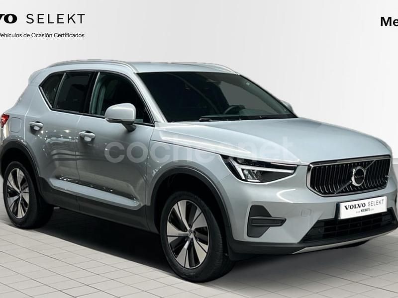 Usado Volvo XC40 Core 163 CV (119 kW) 2025 Gris / plata SUV