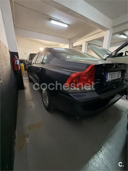 Usado Volvo S60 130 CV (95 kW) 2003 Azul Berlina