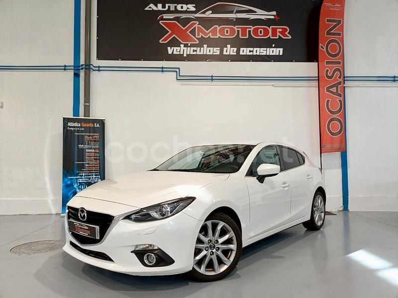 Blanco Usado 2015 Mazda 3 Luxury Berlina | 11.990 € (Precio justo) - Imagen 1/4