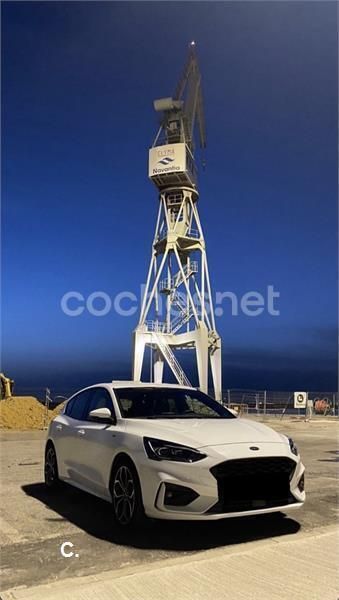 Blanco Usado 2022 Ford Focus ST-Line Berlina | 20.000 € (Un poco caro) - Imagen 1/1