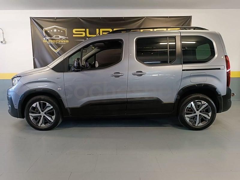 Usado Peugeot Rifter Allure 100 CV (73 kW) 2023 Gris / plata Monovolumen