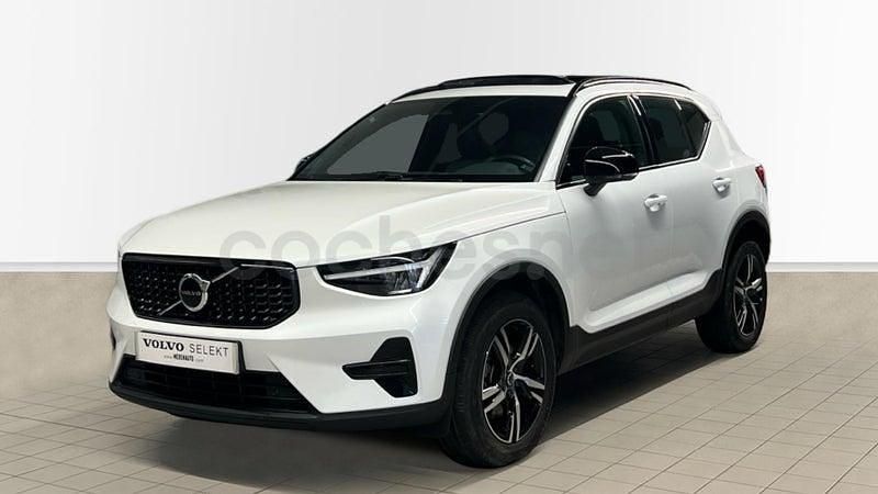 Usado Volvo XC40 Plus 163 CV (119 kW) 2025 Blanco SUV