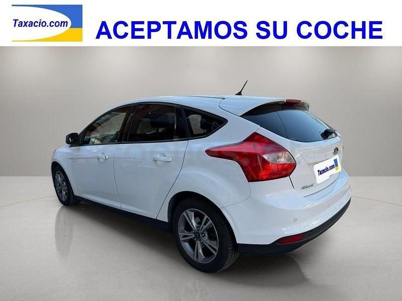 Usado Ford Focus Sport 125 CV (91 kW) 2013 Blanco Berlina