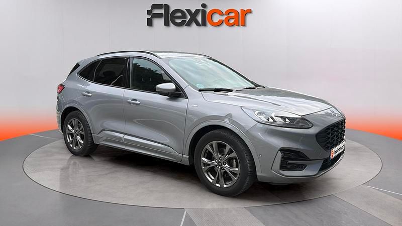 Usado Ford Kuga ST-Line 150 CV (110 kW) 2022 Gris SUV