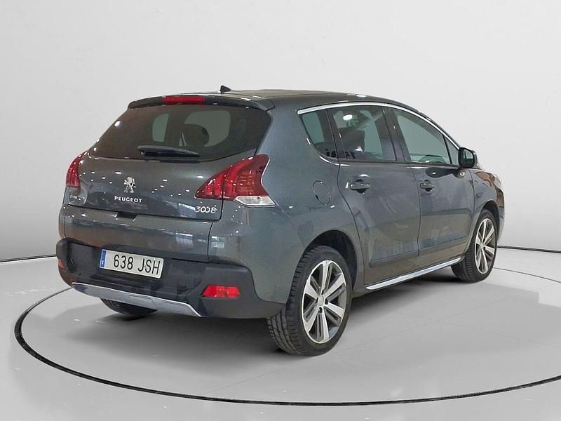 Usado Peugeot 3008 Allure 131 CV (96 kW) 2016 Gris SUV