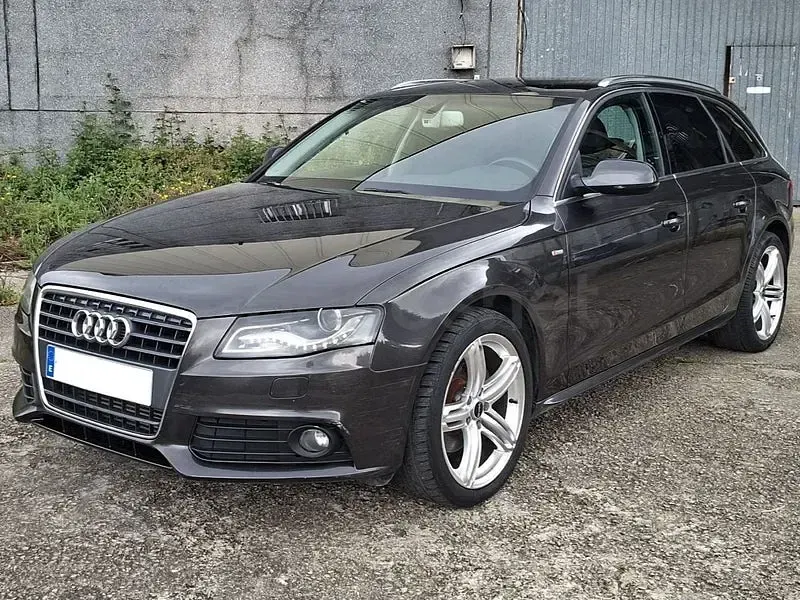 Usado Audi A4 S-Line 143 CV (105 kW) 2009 Gris / plata Familiar