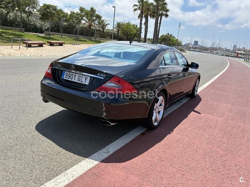 Negro Usado 2009 Mercedes CLS320 Berlina | 11.500 € (Precio justo) - Imagen 1/2