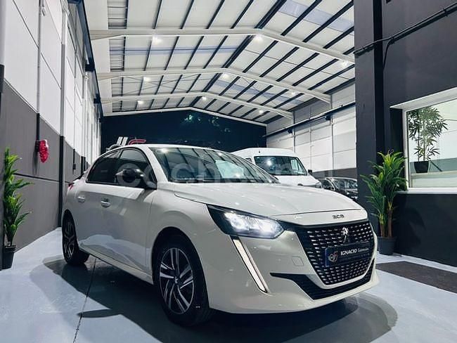 Blanco Usado 2023 Peugeot 208 Allure Utilitario | 16.990 € (Un poco caro) - Imagen 1/4